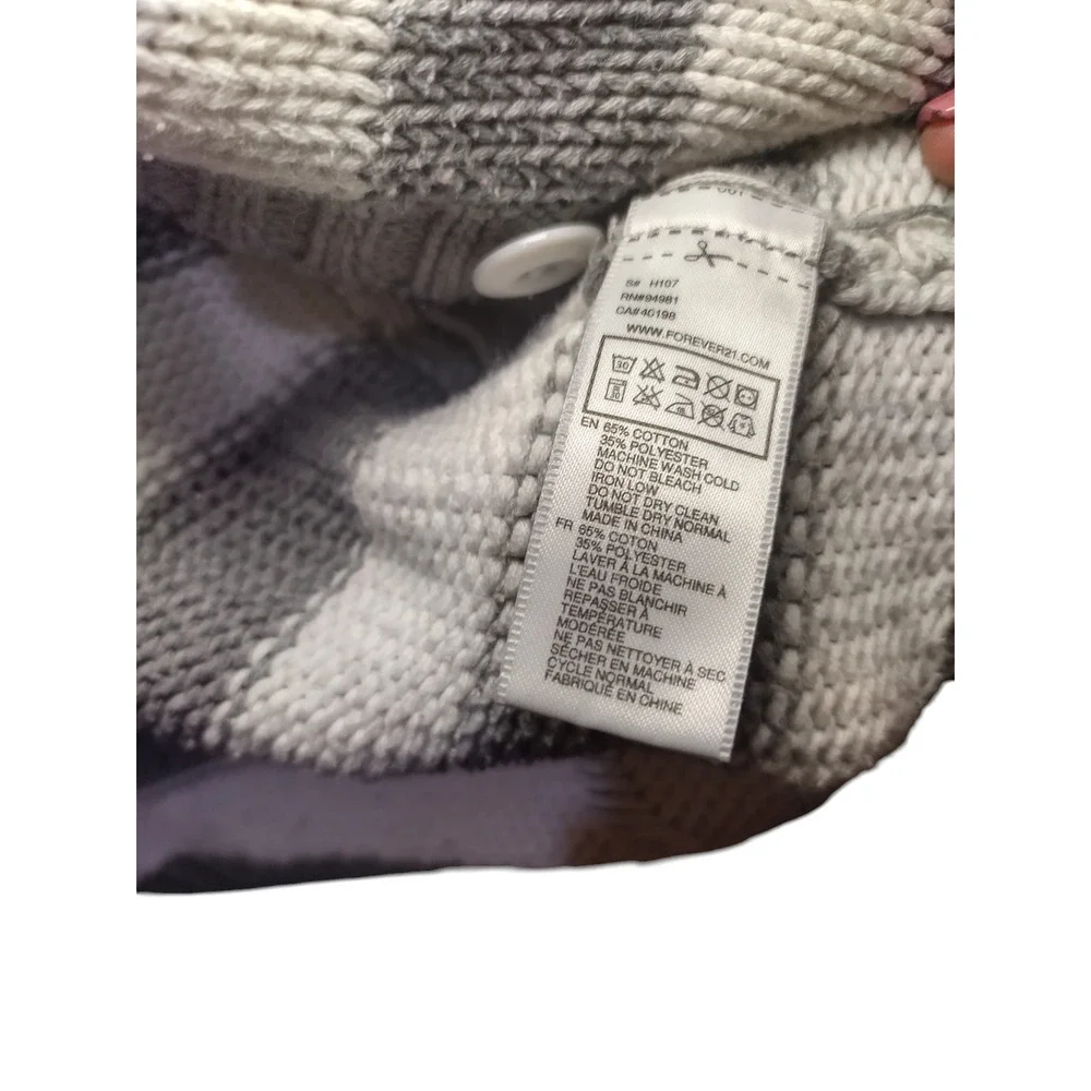 Forever 21 Cardigan Sweater Knit Button Front V-Neck Striped Gray Womens Medium - Image 4